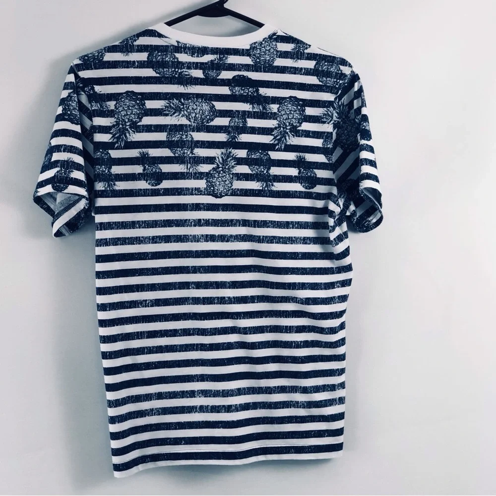 Unisex American Rag Stripe T Shirt - Picture 2 of 16